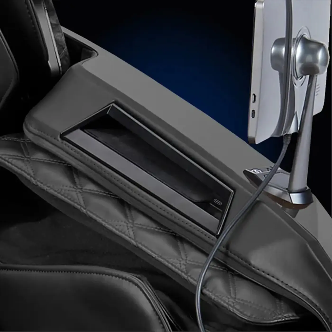 Wireless Charging Pad + USB-C Charging Port